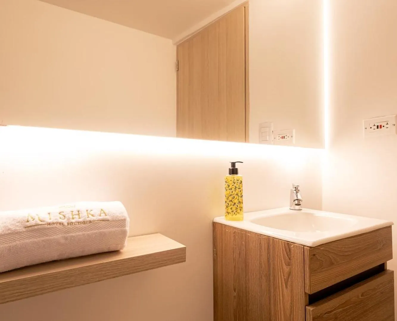 Casa Mishka Hotel Boutique Habitacion #105 Nuevo Cartagena