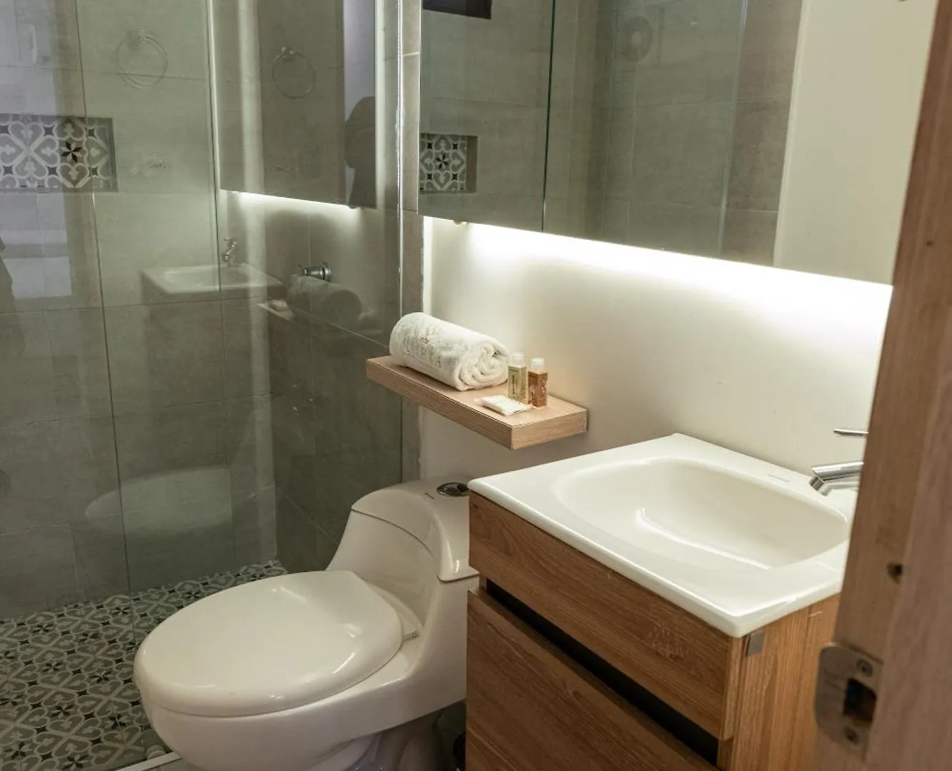 Guest house Casa Mishka Hotel Boutique Habitacion #105 Nuevo Cartagena